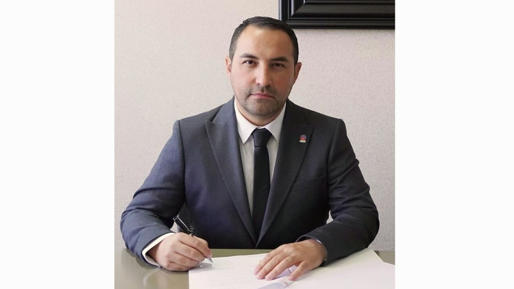 Ergin Karataş Sporun 40 yıllık yaşayan hazinesi Ergin Karataş Sporun 40 yıllık yaşayan hazinesi
