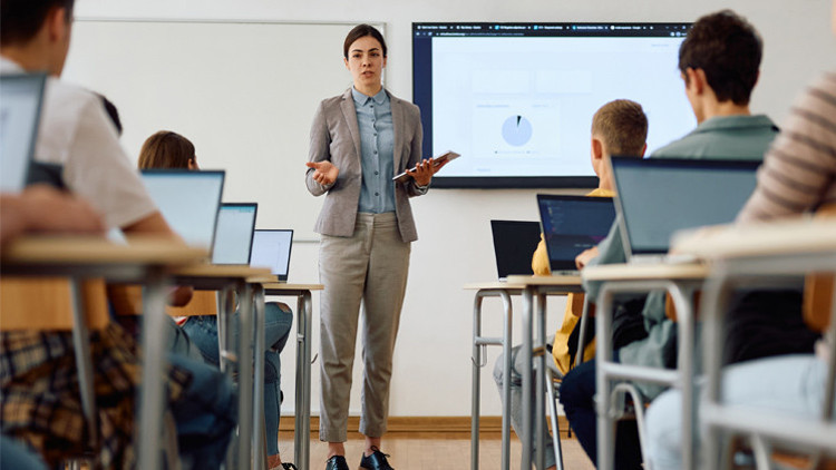 Yabancı dilde Native Speaker öğretmen farkı Yabancı dilde Native Speaker öğretmen farkı