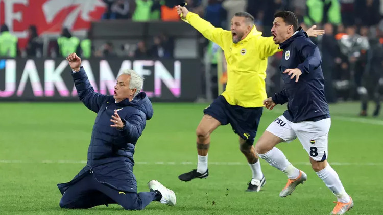 Jose Mourinho dünya basınında: Boşuna özel biri demiyorlar | Bu kez başaramadı, yere çakıldı