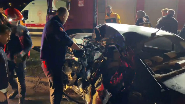 Sakaryada zincirleme kaza: 1 ölü, 3 yaralı Sakaryada zincirleme kaza: 1 ölü, 3 yaralı