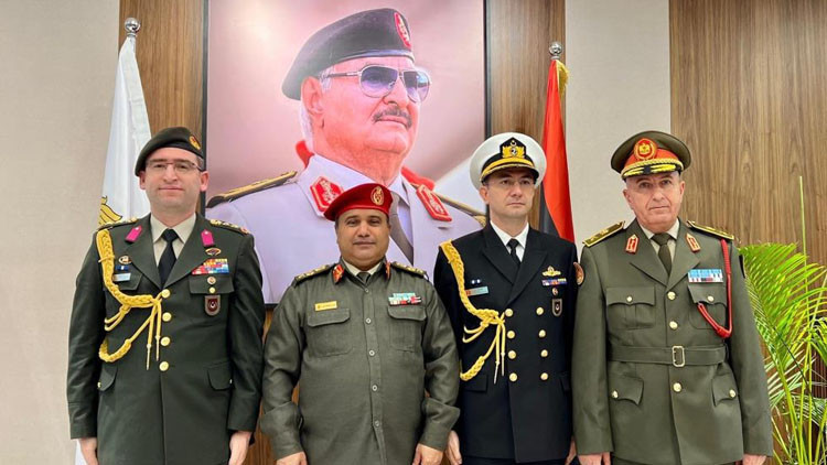 Türk yetkililer Libyada: Hafter ile ilk temas Türk yetkililer Libyada: Hafter ile ilk temas