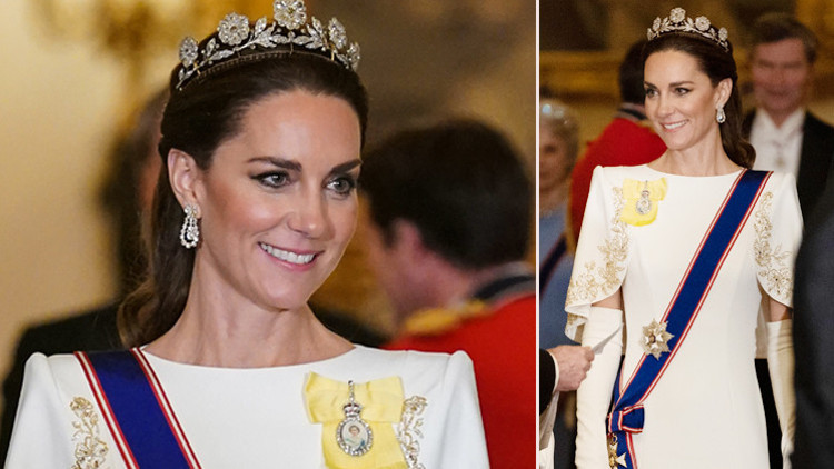 İki ay önce Tedavim bitti diye açıklama yapmıştı... Hayranlarının hayalleri yıkıldı İki ay önce Tedavim bitti diye açıklama yapmıştı... Hayranlarının hayalleri yıkıldı