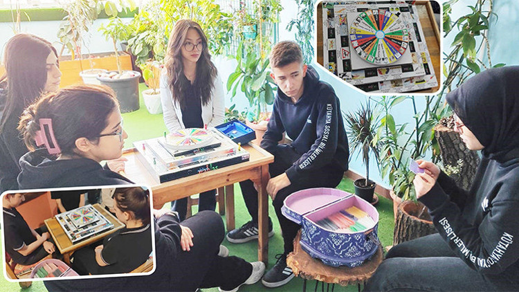 Üniversiteyi ‘kutu oyunu’yla kazandılar Üniversiteyi ‘kutu oyunu’yla kazandılar