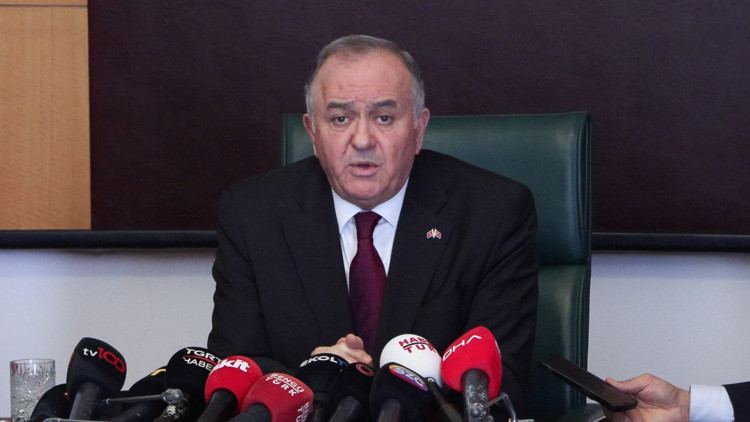 MHPli Erkan Akçay: CHPnin yaşattığı zorbalığı kınıyoruz MHPli Erkan Akçay: CHPnin yaşattığı zorbalığı kınıyoruz