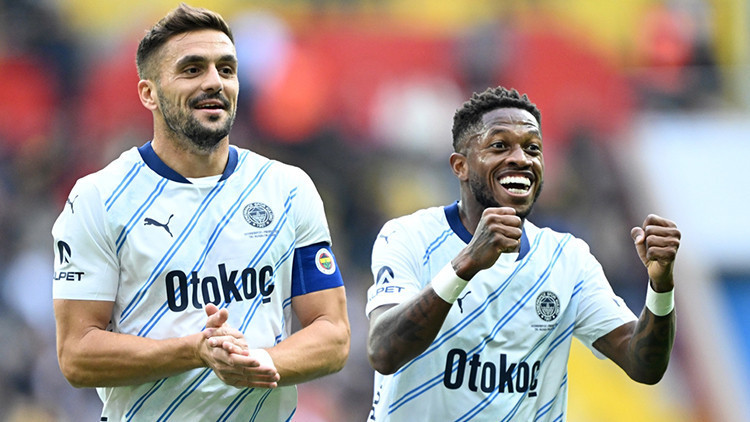 Fenerbahçenin rekor maçında tek atakta iki gol Fenerbahçenin rekor maçında tek atakta iki gol