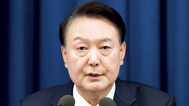 Güney Kore 1 gecede karıştı: Devlet Başkanı azledilebilir Güney Kore 1 gecede karıştı: Devlet Başkanı azledilebilir