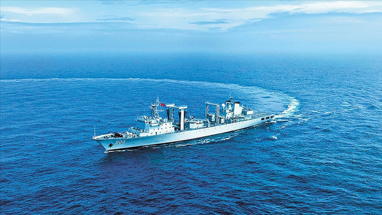 Pasifikte hareketlilik: Orta çizginin ötesine geçti Pasifikte hareketlilik: Orta çizginin ötesine geçti