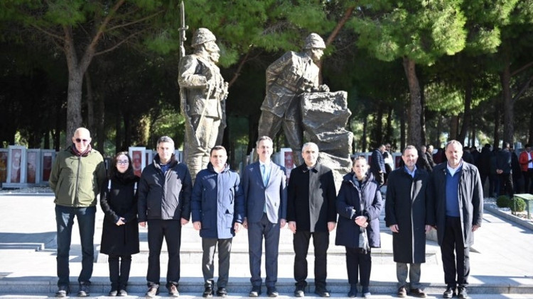 Savunma Sanayii Başkanı Haluk Görgün, Gelibolu Tarihi Alanı ziyaret etti