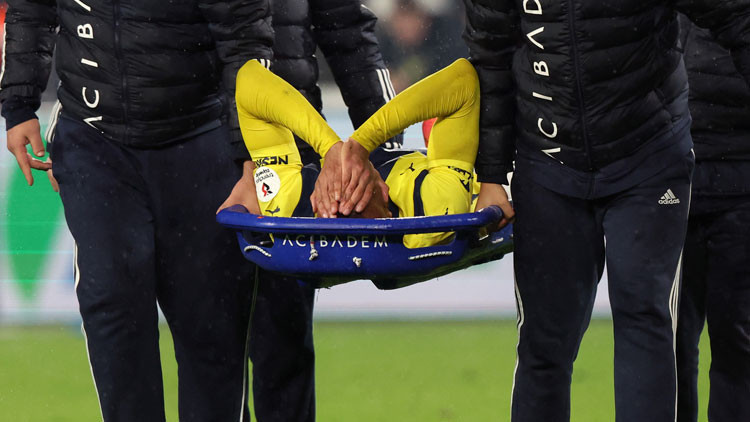 Fenerbahçede 3 sakatlık birden Mourinho kötü haberi verdi: Sezonu kapattı