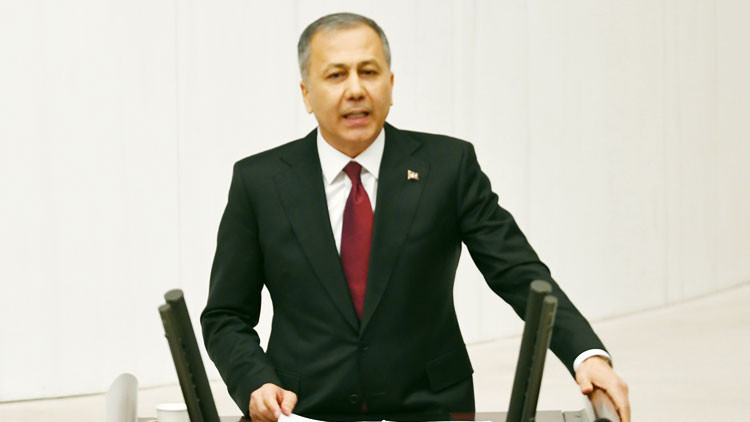 Yerlikaya: 121 bin gönüllü dönüş