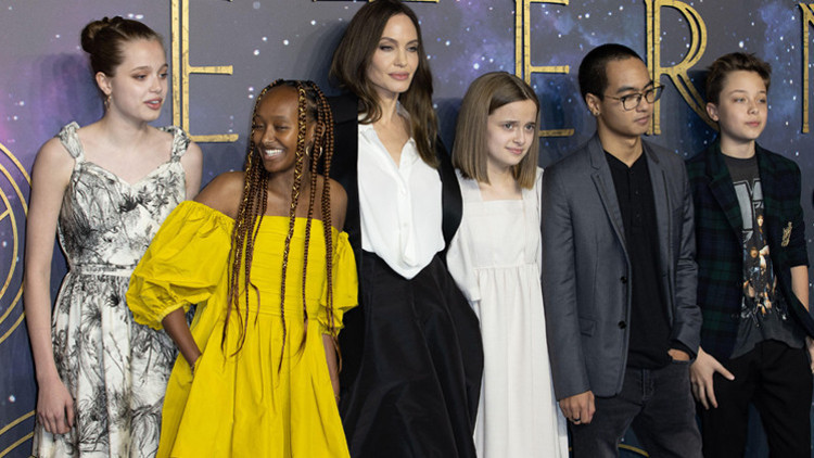 Belki de eski kocasının bedduası tuttu: Çocukları onu da terk ediyor Belki de eski kocasının bedduası tuttu: Çocukları onu da terk ediyor