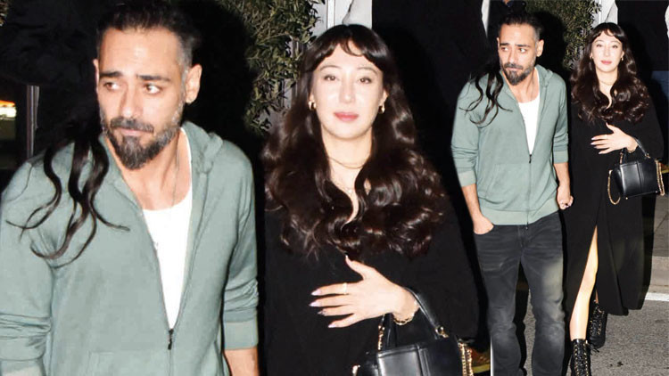 Sevgilisi ile el ele Sevgilisi ile el ele