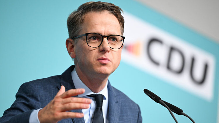 ‘Suç işleyen sığınmacılar sınır dışı edilsin’