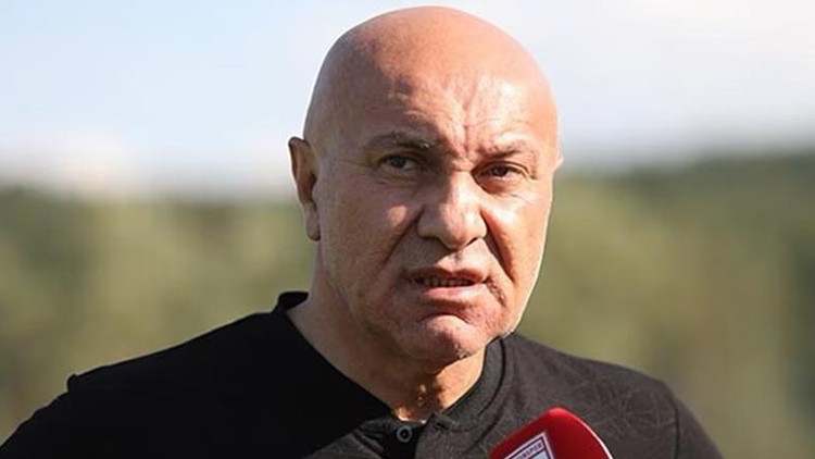 Samsunspor Başkanı Yüksel Yıldırımdan iddialı sözler: 2-3 sene sonra şampiyonluğa oynayan bir takım olacağız Samsunspor Başkanı Yüksel Yıldırımdan iddialı sözler: 2-3 sene sonra şampiyonluğa oynayan bir takım olacağız