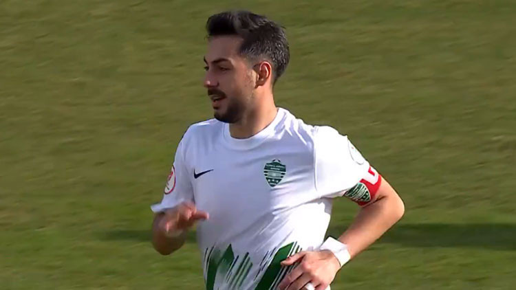 Okan Derici kimdir, nereli, kaç yaşında Okan Derici hangi takımlarda oynadı İşte biyografi bilgileri... Okan Derici kimdir, nereli, kaç yaşında Okan Derici hangi takımlarda oynadı İşte biyografi bilgileri...