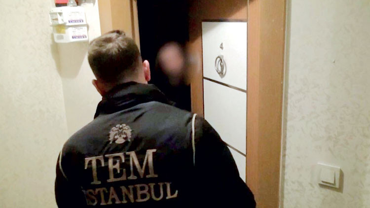 FETÖ’ye gaybubet baskını