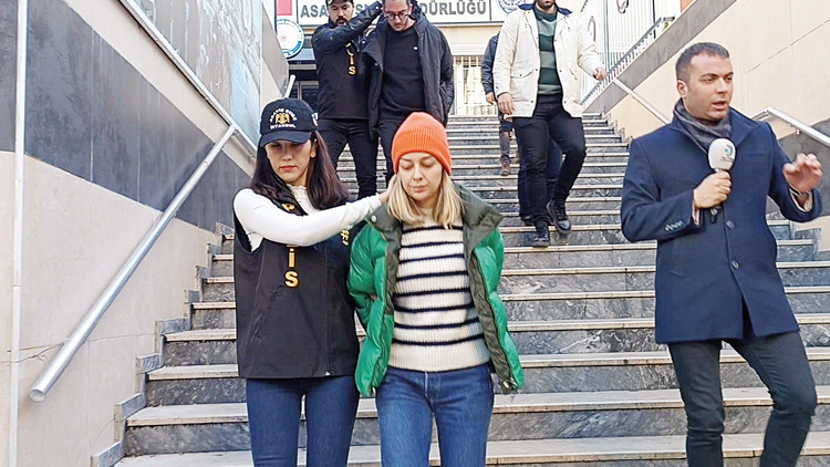Talu çifti hâkim karşısında: Dolandırıcı değiliz Talu çifti hâkim karşısında: Dolandırıcı değiliz