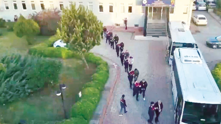 30 milyar TL’lik saadet zinciri kırıldı 30 milyar TL’lik saadet zinciri kırıldı