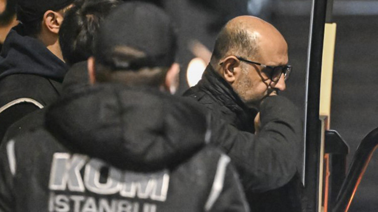 İstanbuldaki suç örgütü soruşturmasında 4 şüpheli hakkındaki karar yazısına ulaşıldı İstanbuldaki suç örgütü soruşturmasında 4 şüpheli hakkındaki karar yazısına ulaşıldı