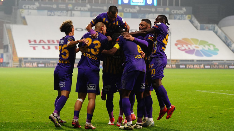 Eyüpspor 3-0 Alanyaspor (Süper Lig maçı özeti)