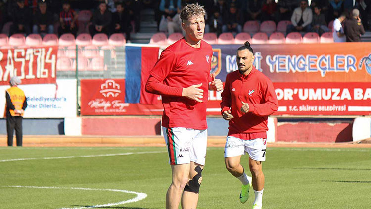 Karşıyakayı üzen gelişme 2 futbolcu sakatlandı