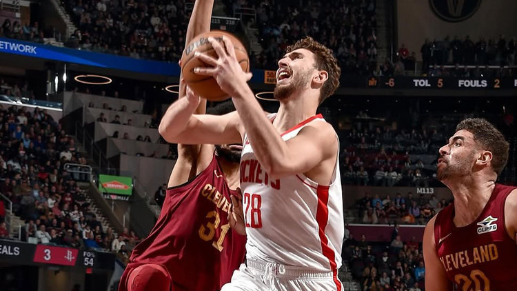 Houston Rockets, lider Clevelandı Alperen Şengünün performansıyla yıktı Houston Rockets, lider Clevelandı Alperen Şengünün performansıyla yıktı