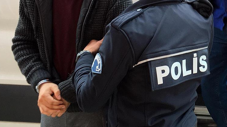 Bank Asya hissedarına ‘FETÖ’ gözaltısı Bank Asya hissedarına ‘FETÖ’ gözaltısı