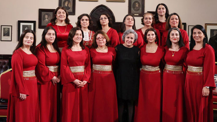 ‘Bahar Kadın Korosu’, Cambridge’te büyüledi