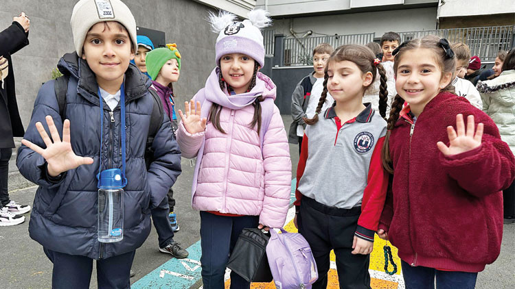 İkinci dönem başladı... 20 milyon öğrenci yeniden okullarda