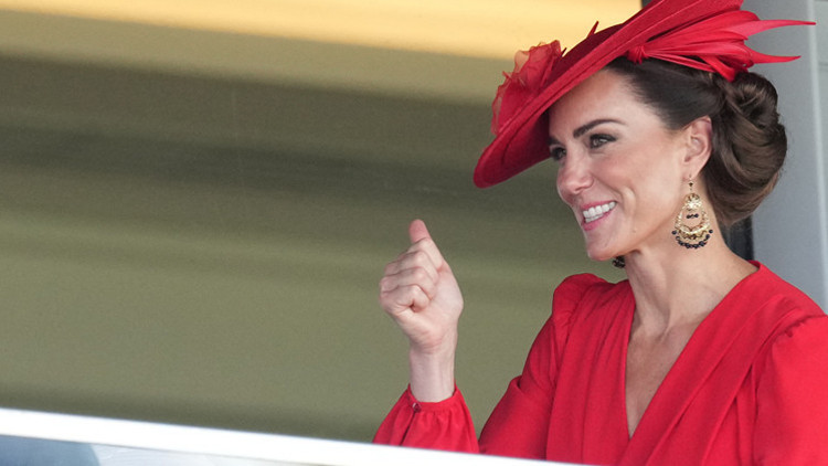 Bunca yıl durdu, sonunda dayanamadı: Benim kıyafetlerimle uğraşmayın