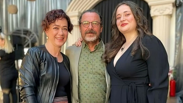 İngiltere’de eğitim aldı Anne babasının izinde... İngiltere’de eğitim aldı Anne babasının izinde...