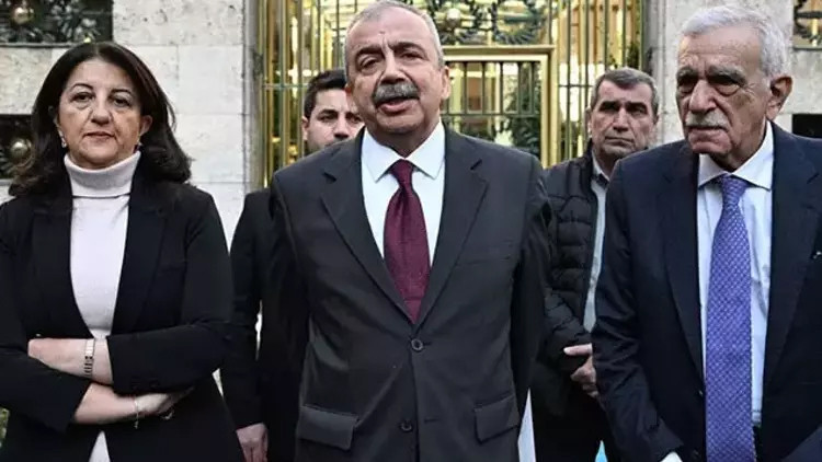 DEM Parti İmralı heyeti Mesud Barzani ile görüşecek