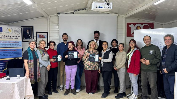 Çankaya muhtarlarına dijital dünya eğitimi