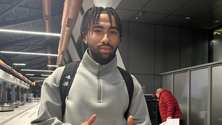 Trabzonspordan transferin son günü bir takviye daha: Folcarelli Fırtınada Trabzonspordan transferin son günü bir takviye daha: Folcarelli Fırtınada