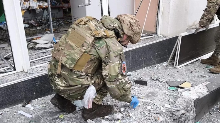 Ukraynada patlama: 2 ölü 8 yaralı... İddialar peş peşe geldi Ukraynada patlama: 2 ölü 8 yaralı... İddialar peş peşe geldi