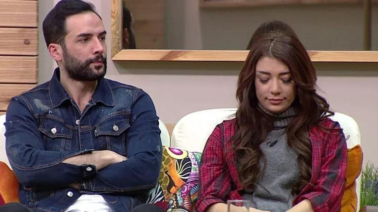 Kısmetse 9 yıl sonra evleniyoruz Kısmetse 9 yıl sonra evleniyoruz