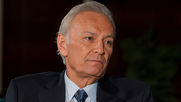 Ediz Hun: Sümüklüböcek gibi kabuğumuza çekildik artık