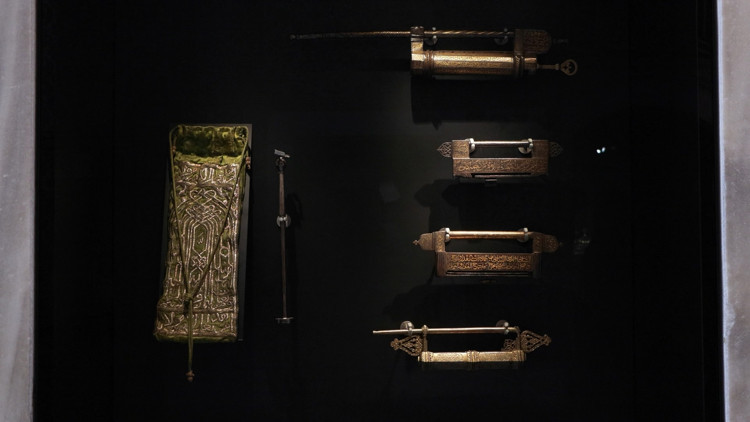 Topkapı Sarayı’ndaki Mukaddes Emanetler Ramazana hazır Topkapı Sarayı’ndaki Mukaddes Emanetler Ramazana hazır