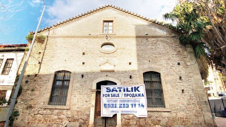 Tarihi hamam satılıyor Tarihi hamam satılıyor