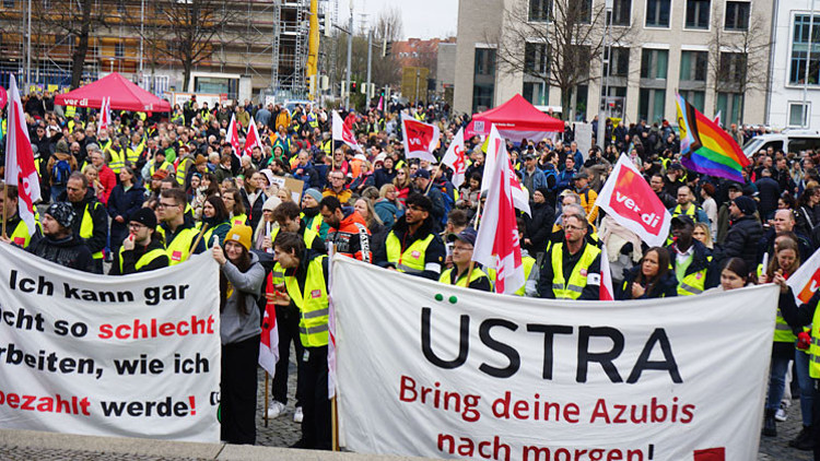 Hannover’de hayat durdu