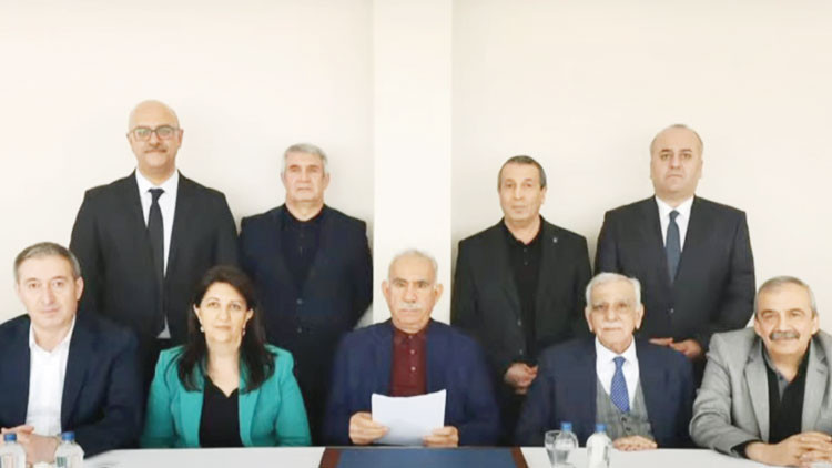 Dünya basını çağrıyı böyle gördü: Barış için dönüm noktası Dünya basını çağrıyı böyle gördü: Barış için dönüm noktası