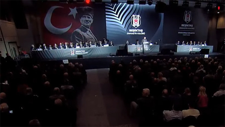 Beşiktaşta eski başkan Hasan Aratın kesin ihracı görüşülüyor Divan toplantısında kulübün borcu açıklandı Beşiktaşta eski başkan Hasan Aratın kesin ihracı görüşülüyor Divan toplantısında kulübün borcu açıklandı