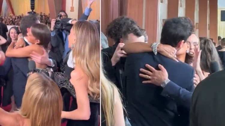 Görür görmez öpücüklere boğdu... Önce sevgilisinden izin aldı... Tıpkı 22 yıl önceki gibi