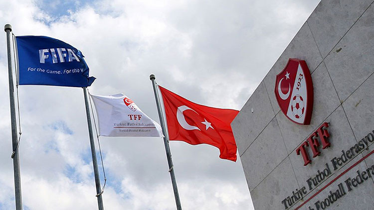 Galatasaray ve Fenerbahçe PFDKya sevk edildi Galatasaray ve Fenerbahçe PFDKya sevk edildi