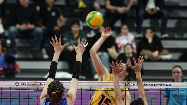 Filede Türk derbisi: Vakıfbank-Fenerbahçe