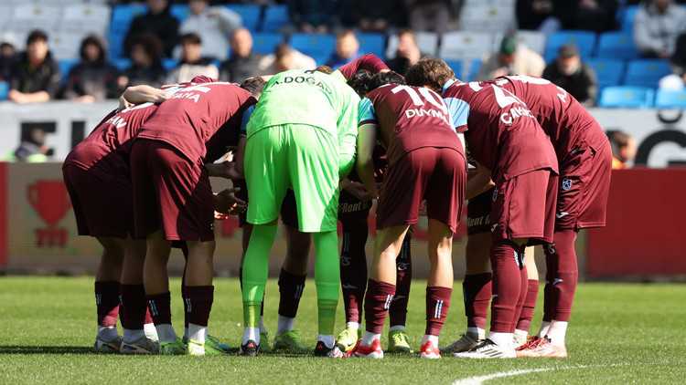 Ertuğrul Doğandan, Trabzonspor U19 Takımına tebrik