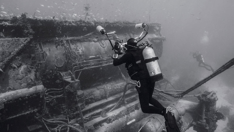 Kuzey Denizi’nin dibinde, oksijensiz, ışıksız, yapayalnız… 25 dakikadan fazla bir süre havasız kaldı O karanlıktan nasıl çıktı