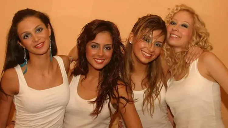 Aşık oldum dedi grubu dağıttı Aşık oldum dedi grubu dağıttı