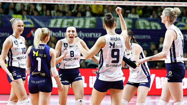 Fenerbahçe Medicana, galibiyeti 3 sette aldı