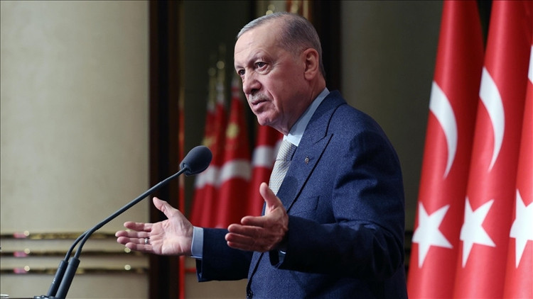 Cumhurbaşkanı Erdoğan yarın Polonya Başbakanı ile görüşecek Cumhurbaşkanı Erdoğan yarın Polonya Başbakanı ile görüşecek